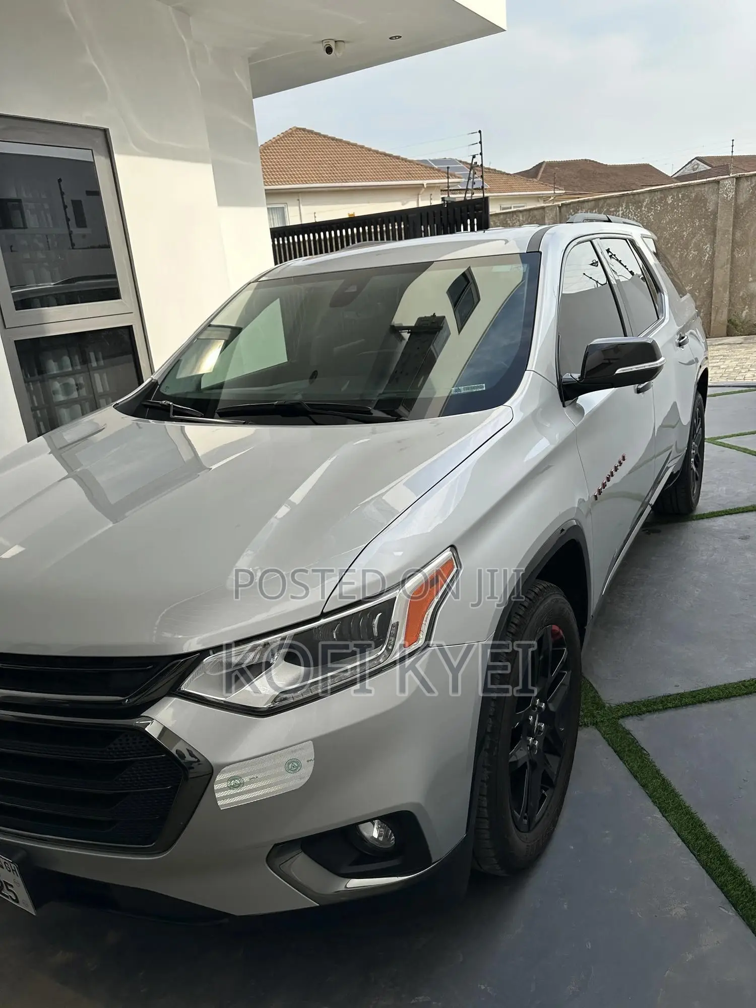 Chevrolet Traverse Premier AWD 2019 Gray
