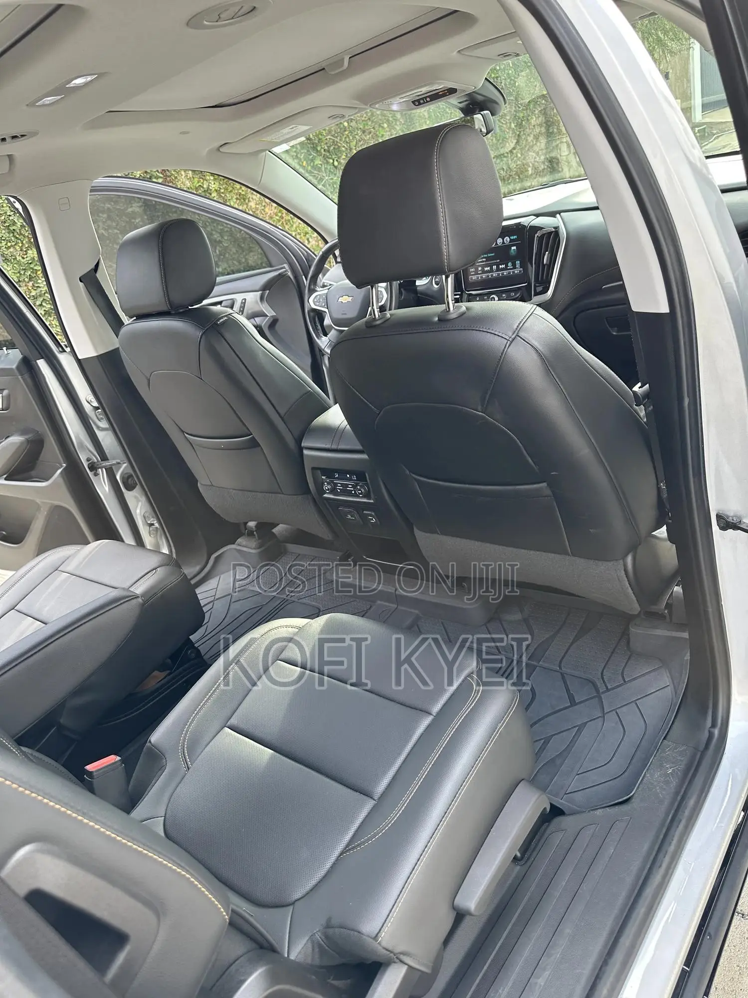 Chevrolet Traverse Premier AWD 2019 Gray