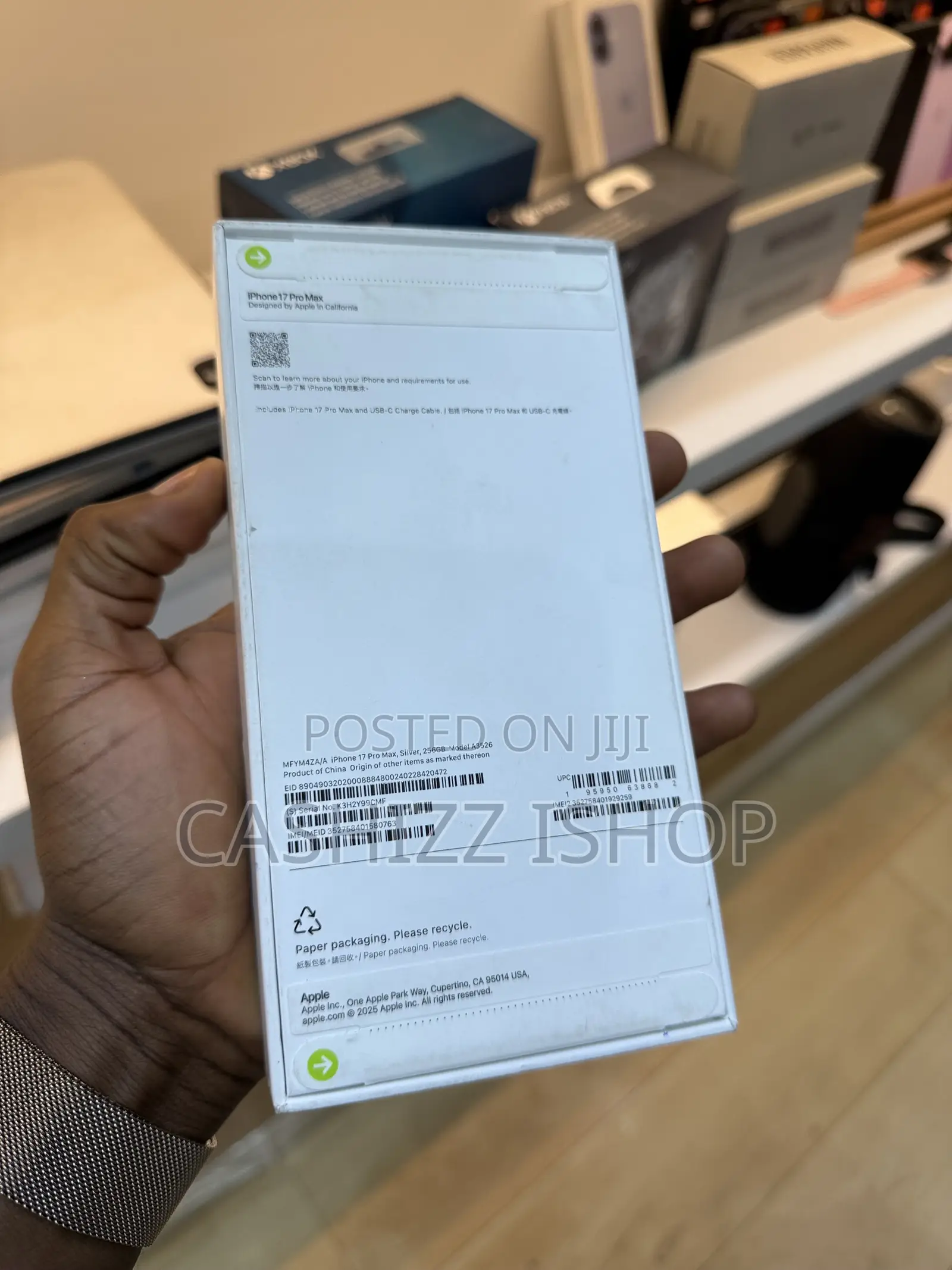 New Apple iPhone 17 Pro Max 256 GB White