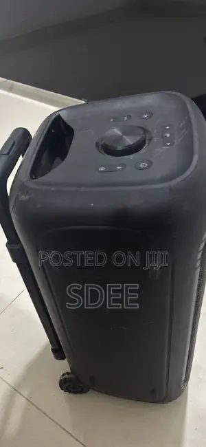 Soundtec Rechargeable Speaker