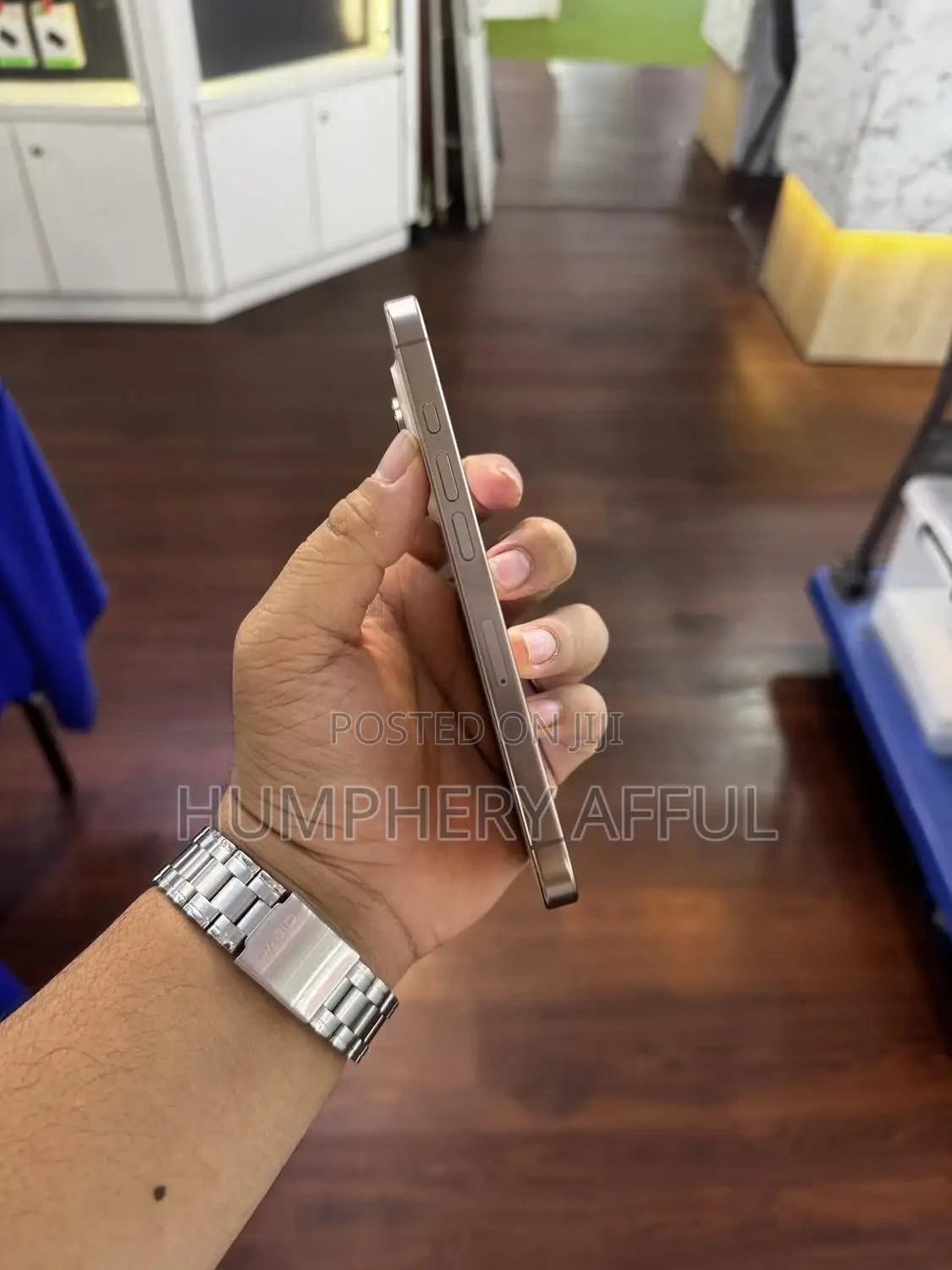 Apple iPhone 16 Pro 256 GB Gold