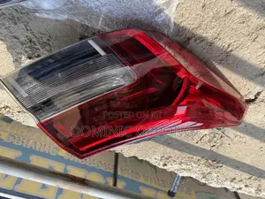 Honda Civic 2022-2024 Tail Light