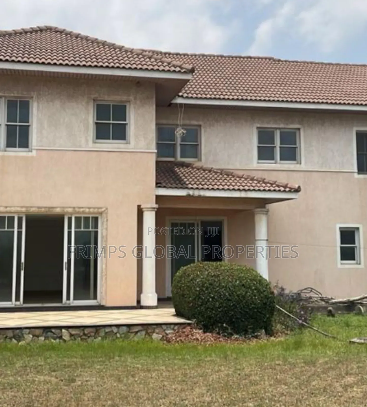 6bdrm House in East Legon for sale