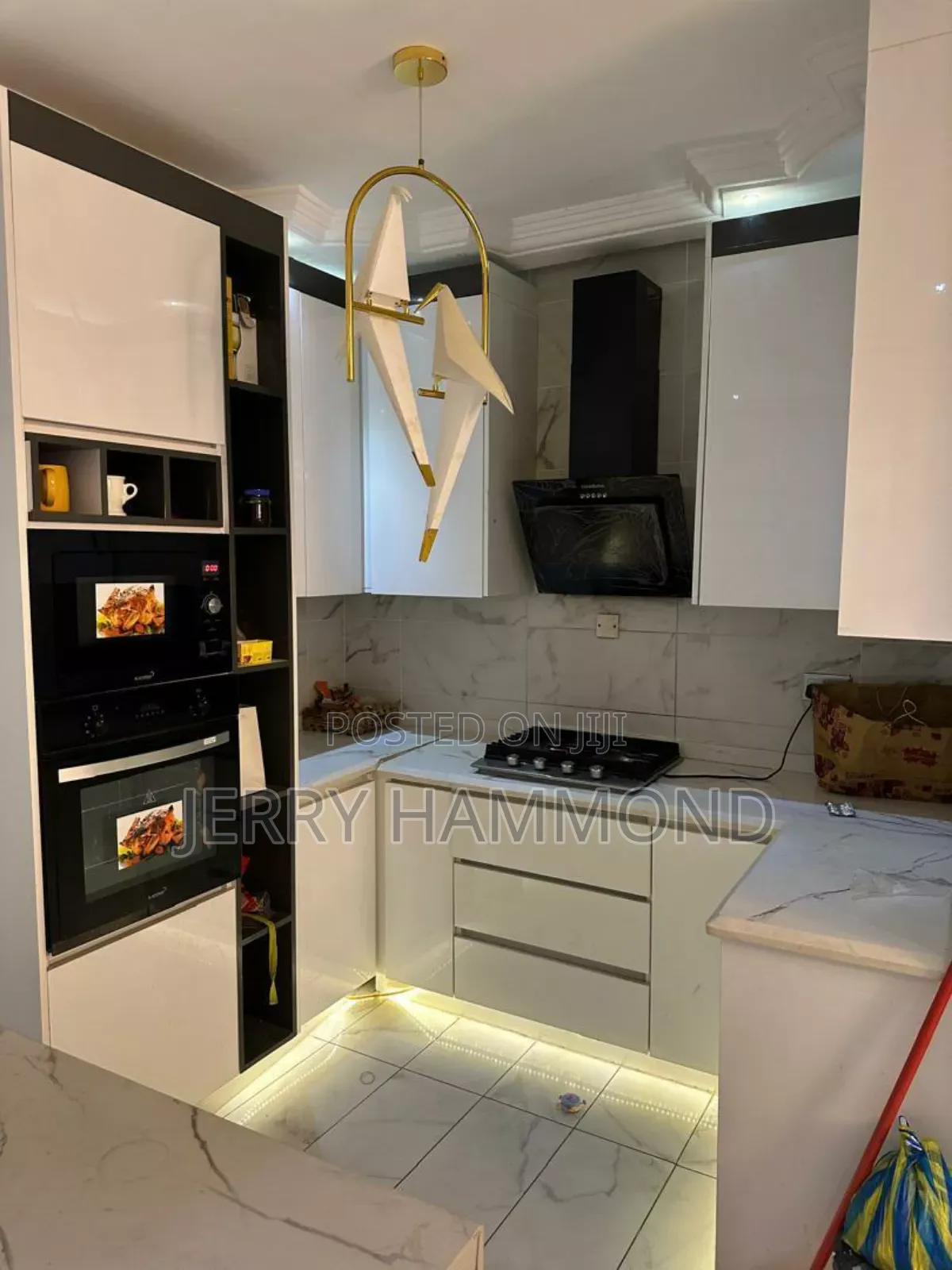Furnished 5bdrm House in Amasaman Achaman for sale