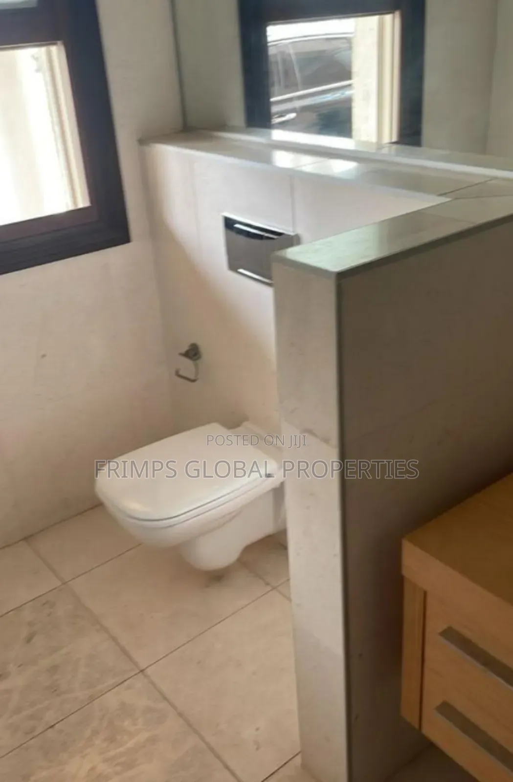 6bdrm House in East Legon for sale