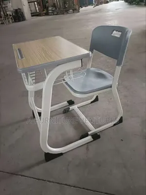 Tertiary Training Table and Chairk