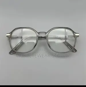 Anti Blue Light And Photochromic Glasses With Uv Protection