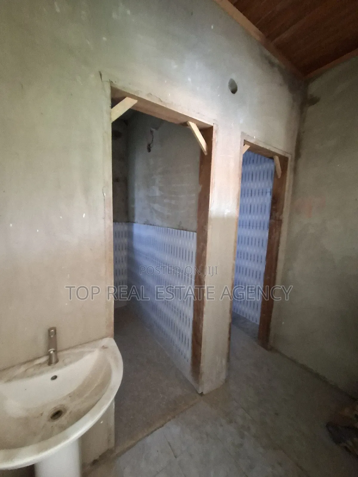2bdrm Apartment in Pillar 2, Dome for rent