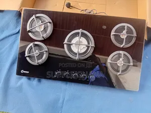 Designer Built-in Gas Hob With Modern Controls