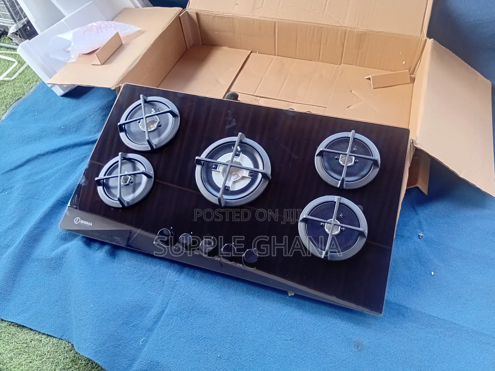 Built-in Gas Hob With Scratch-Resistant Glass Surface