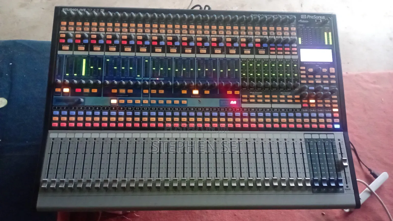 32 Channel Mixer