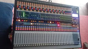 32 Channel Mixer