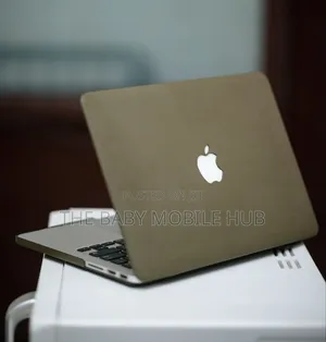 Laptop Apple MacBook Pro 2015 16GB Intel Core i5 SSD 500GB