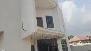 3bdrm Mansion in Godbless Consult, Kumasi Metropolitan for sale