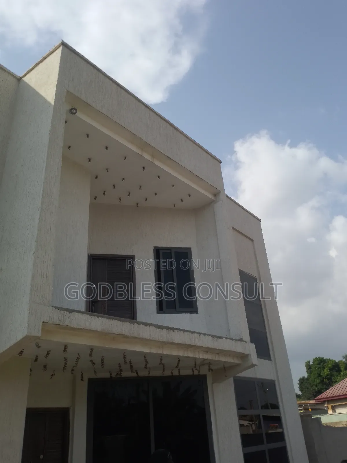 3bdrm Mansion in Godbless Consult, Kumasi Metropolitan for sale