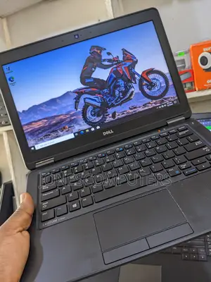 Laptop Dell Latitude 12 E7250 12GB Intel Core i5 SSD 256GB