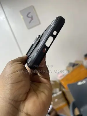 iPhone 17 Air Protective Case (Black)
