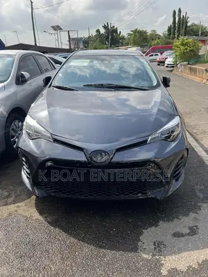 Toyota Corolla SE (1.8L 4cyl 2A) 2019 Gray