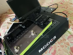 Guitar Effect Mooer Ge150 and Power Adapters