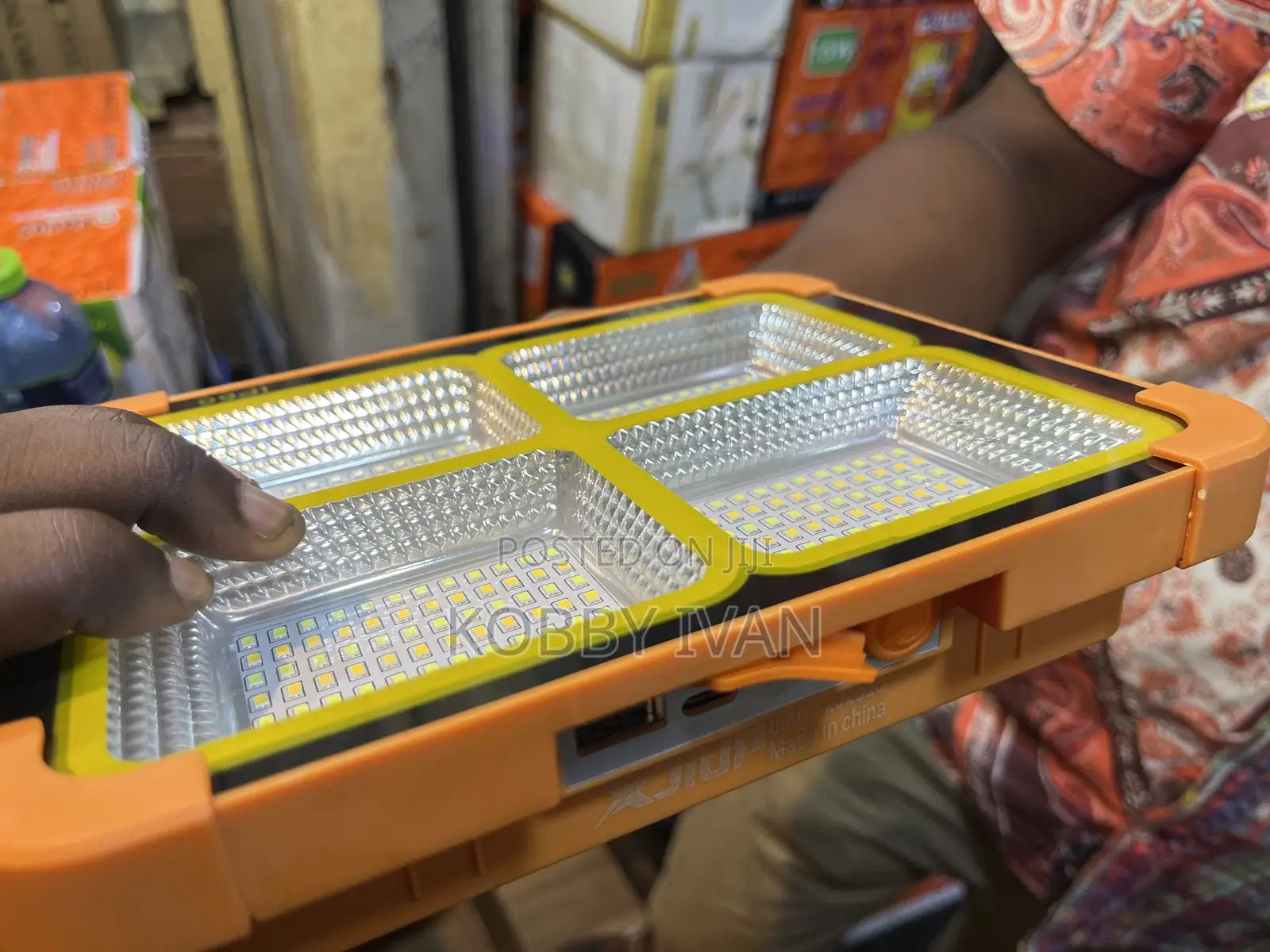 800w Portable Waterproof Solar Light