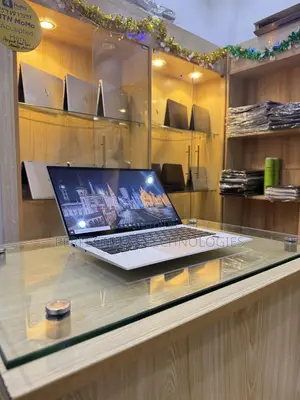 New Laptop HP EliteBook x360 1030 G8 16GB Intel Core i5 SSD 512GB