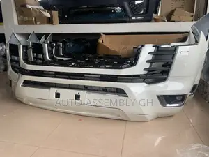 Toyota Land Cruiser 300 Front Bumper Original 2022,2023,2024,2025,2026