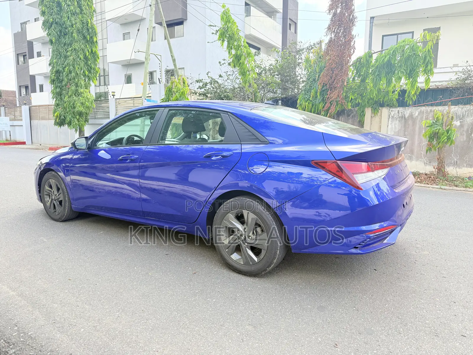Hyundai Elantra Limited 2022 Blue