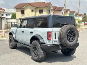 Ford Bronco 2.7 AWD 5 doors 2023 Gray