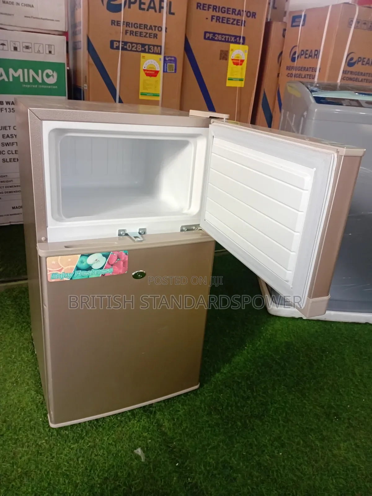 Westpool Neat Design 80l Westpool Table Top Fridge