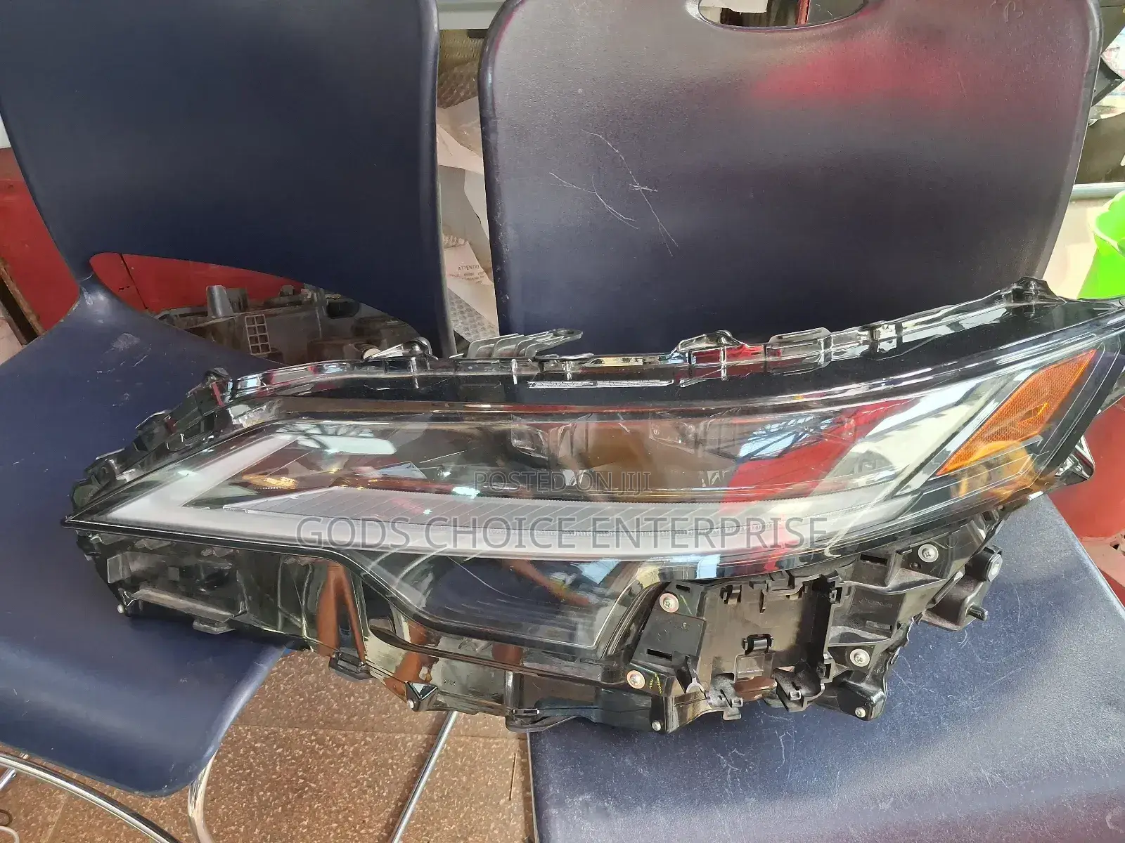 Headlight Lexus Lx 700 2023-2025