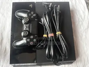 Pre-Owned Ps4 Standard Edition