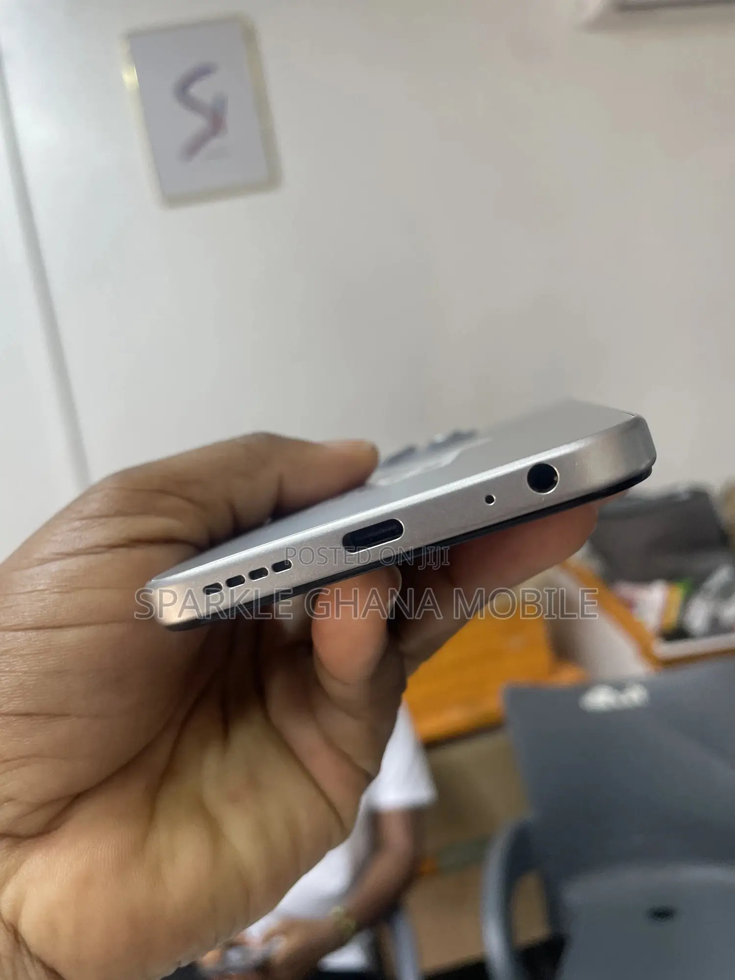 New Infinix Smart 9 128 GB Silver