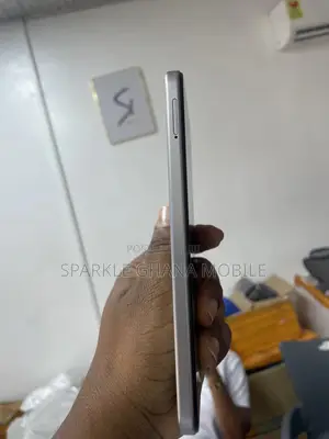 New Infinix Smart 9 128 GB Silver