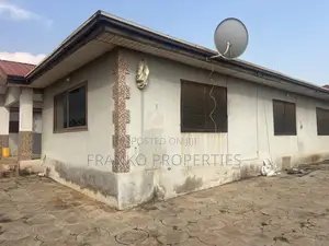 3bdrm House in Franko Properties, School Junction for rent