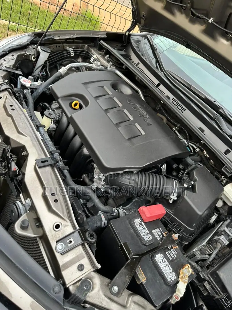 Toyota Corolla XSE 4dr Sedan (1.8L 4cyl CVT) 2017 Gray