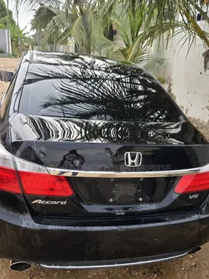 Honda Accord EX-L V6 w/Navigation 4dr Sedan (3.5L 6cyl 6A) 2015 Black