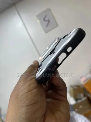 iPhone 17 Air Protective Case (Silver)