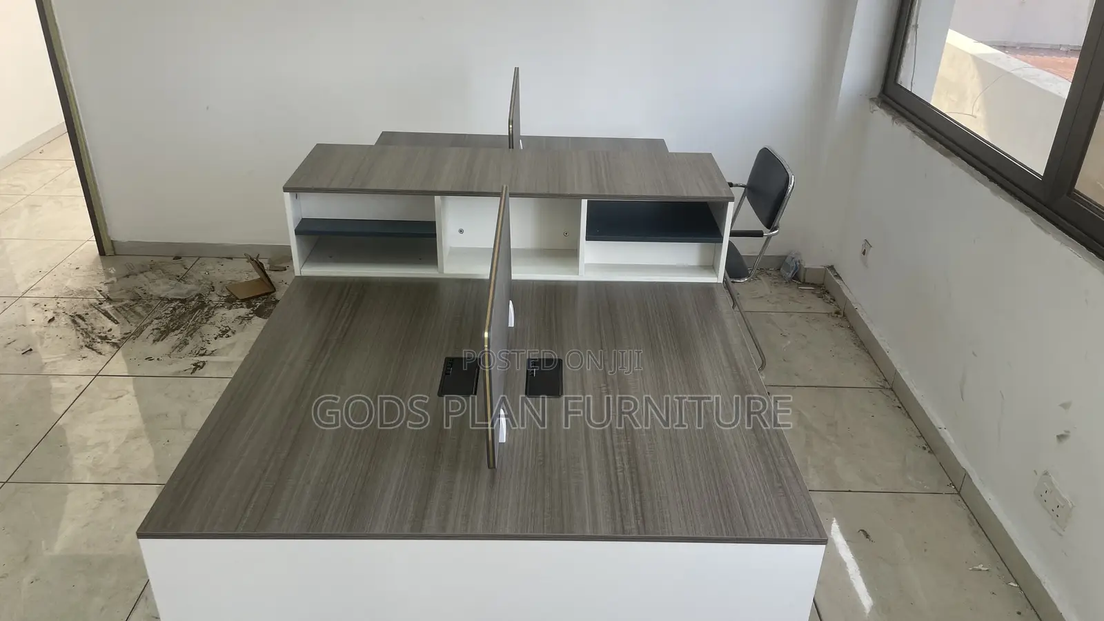 4 Seater Workstation