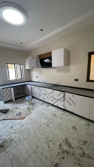 4bdrm House in Fafraha $320,000, Adenta for sale