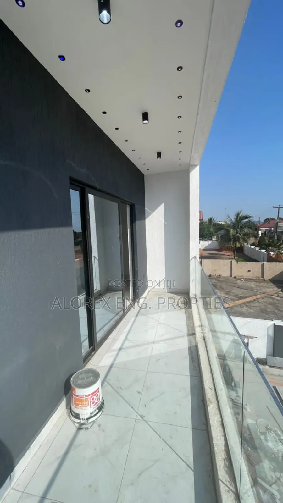 4bdrm House in Fafraha $320,000, Adenta for sale