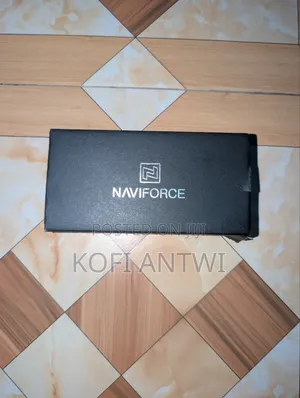 Naviforce Hybrid Watch