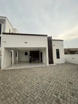 3bdrm House in School Junction for sale