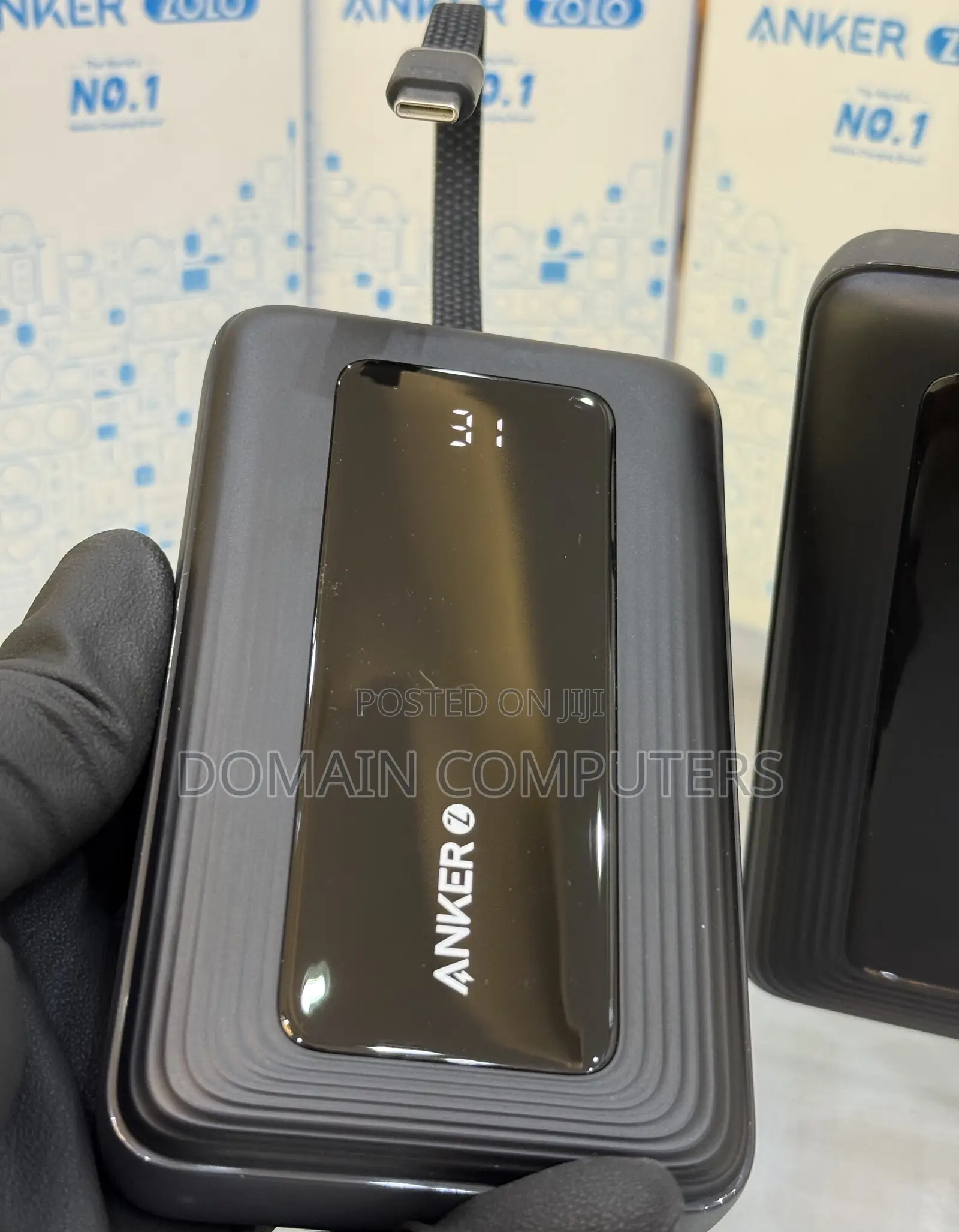 *Anker Zolo Power Bank A1689*