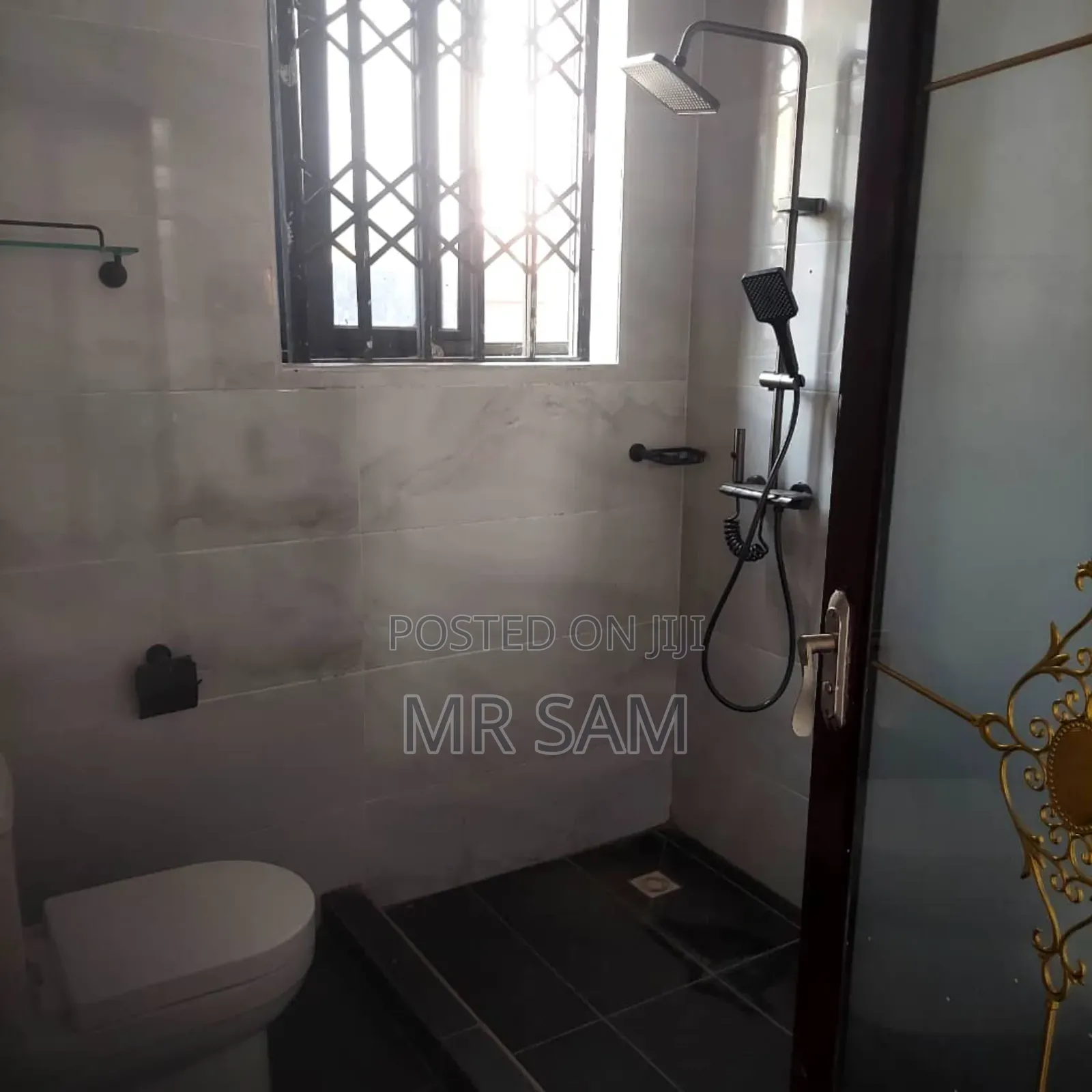 4bdrm House in Sam Properties, Mallam for sale