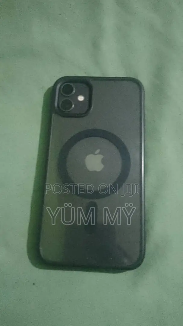 Apple iPhone 11 64 GB Black