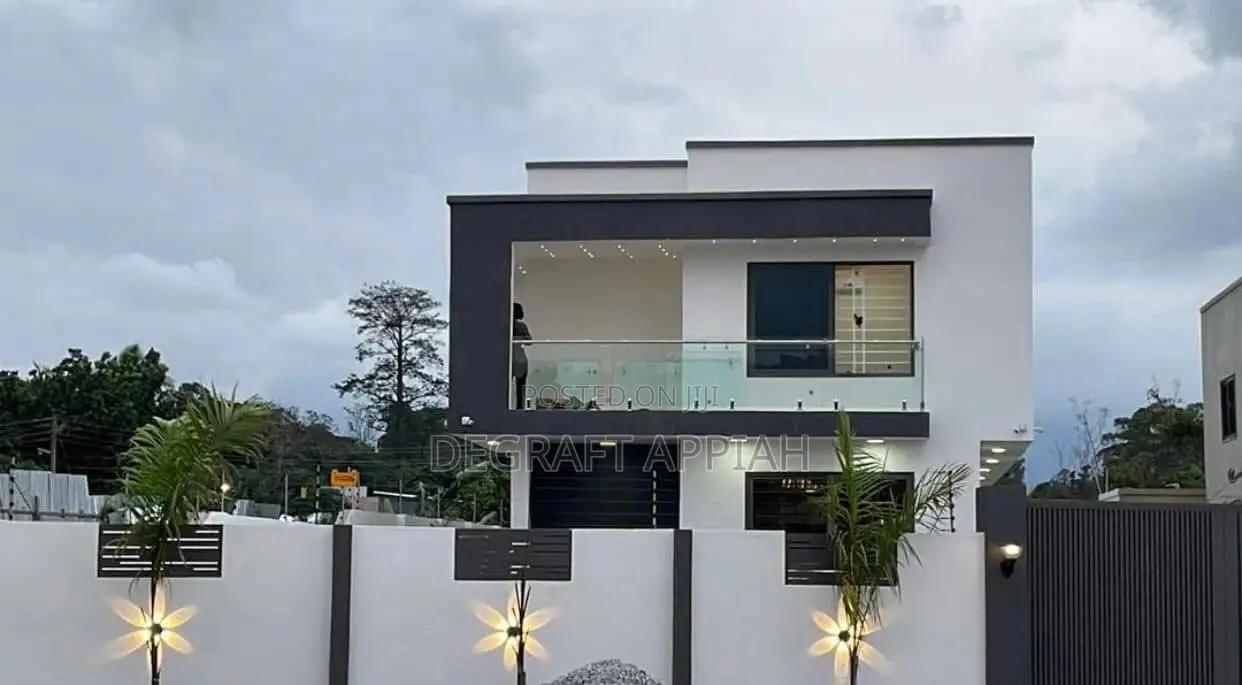 4bdrm House in Ahinsan Estate, Kumasi Metropolitan for sale