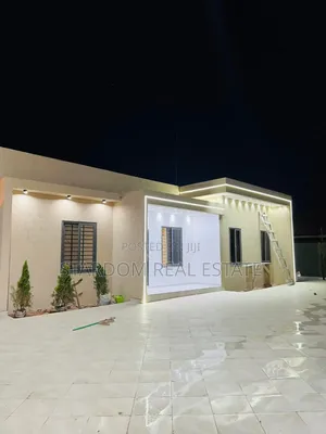 3bdrm Bungalow in Lakeside Estate for sale