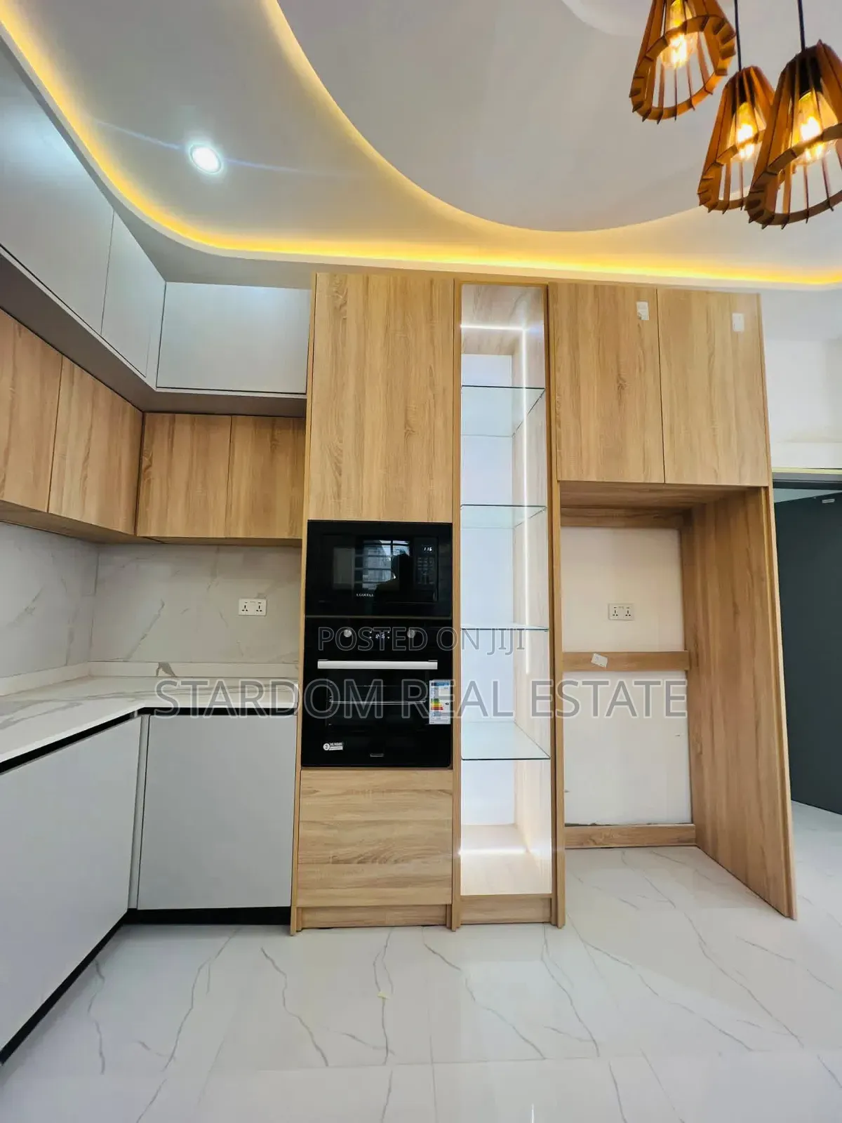 3bdrm Bungalow in Lakeside Estate for sale