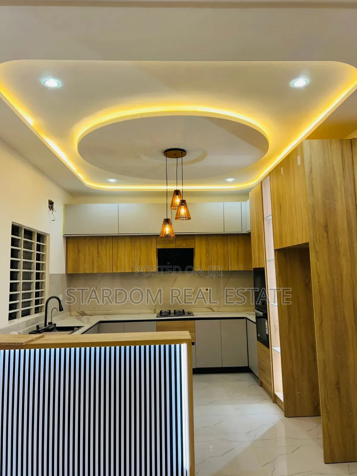 3bdrm Bungalow in Lakeside Estate for sale
