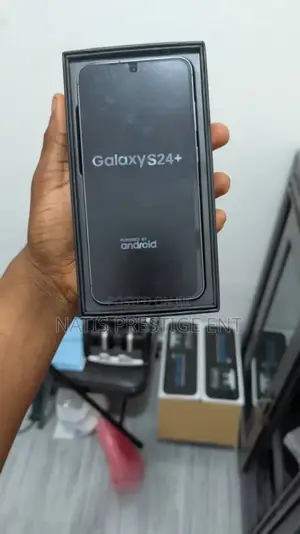 New Samsung Galaxy S24 Ultra 256 GB Black